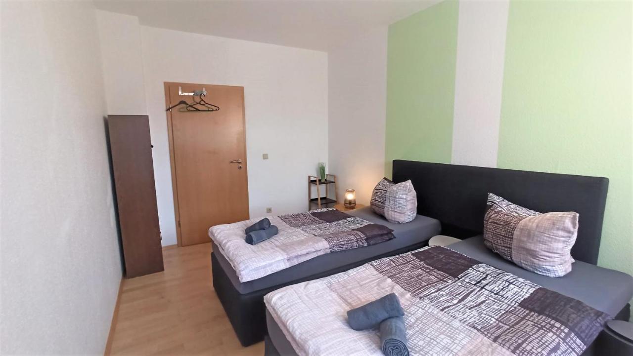 Apartment Fuer Bis Zu 7 Personen Mit Balkon Halberstadt Eksteriør billede