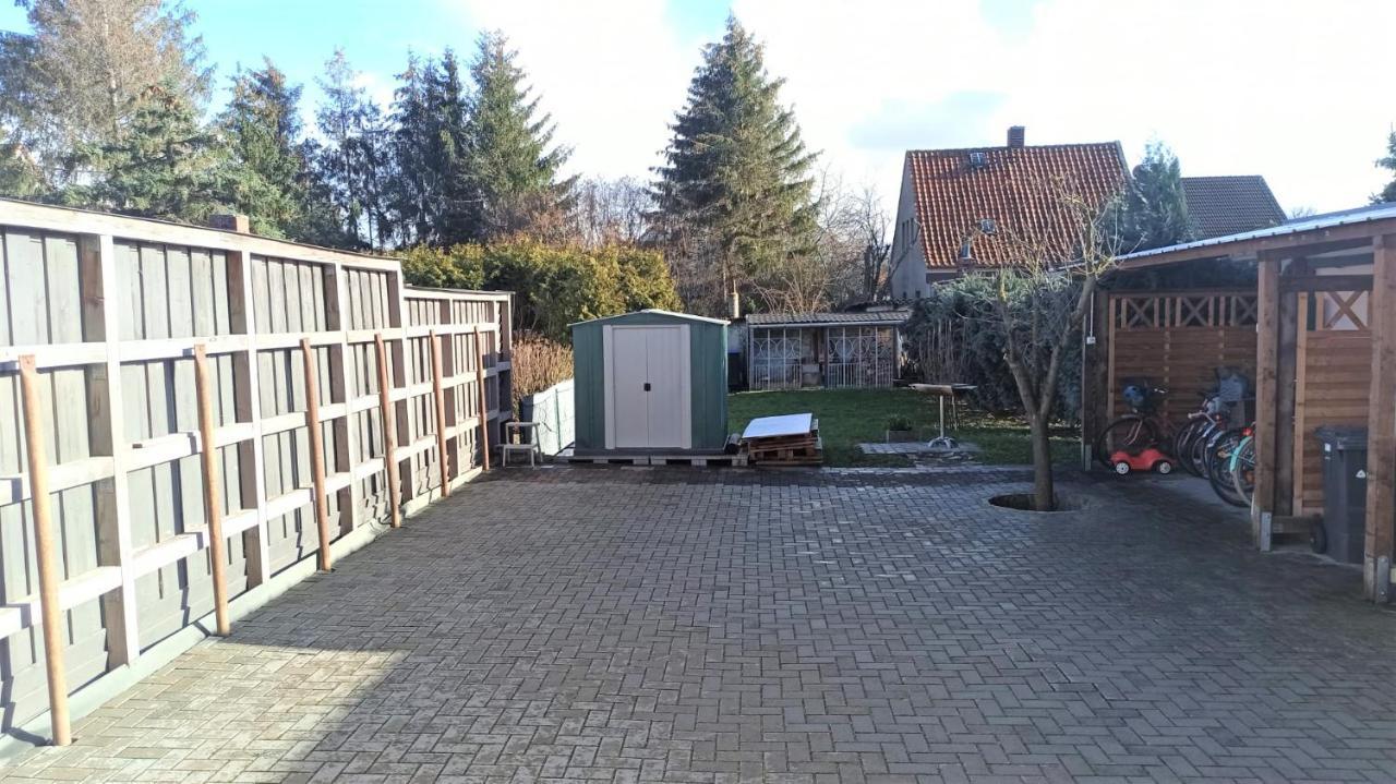 Apartment Fuer Bis Zu 7 Personen Mit Balkon Halberstadt Eksteriør billede