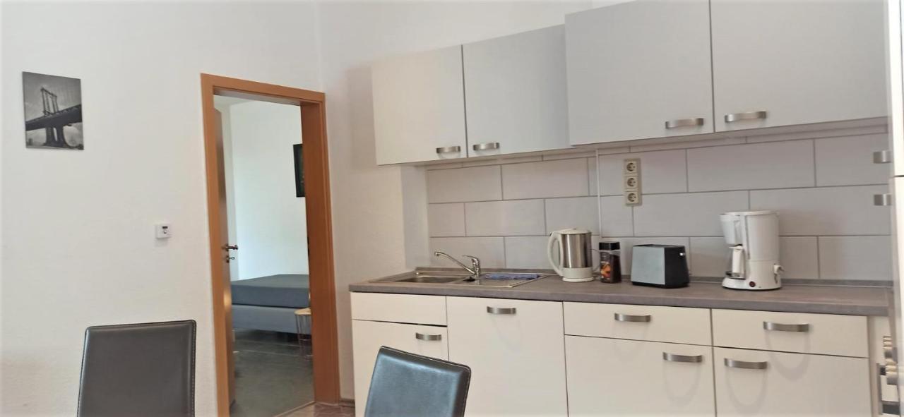 Apartment Fuer Bis Zu 7 Personen Mit Balkon Halberstadt Eksteriør billede